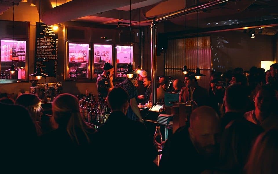Restauranger i Stockholm där middag övergår i fest